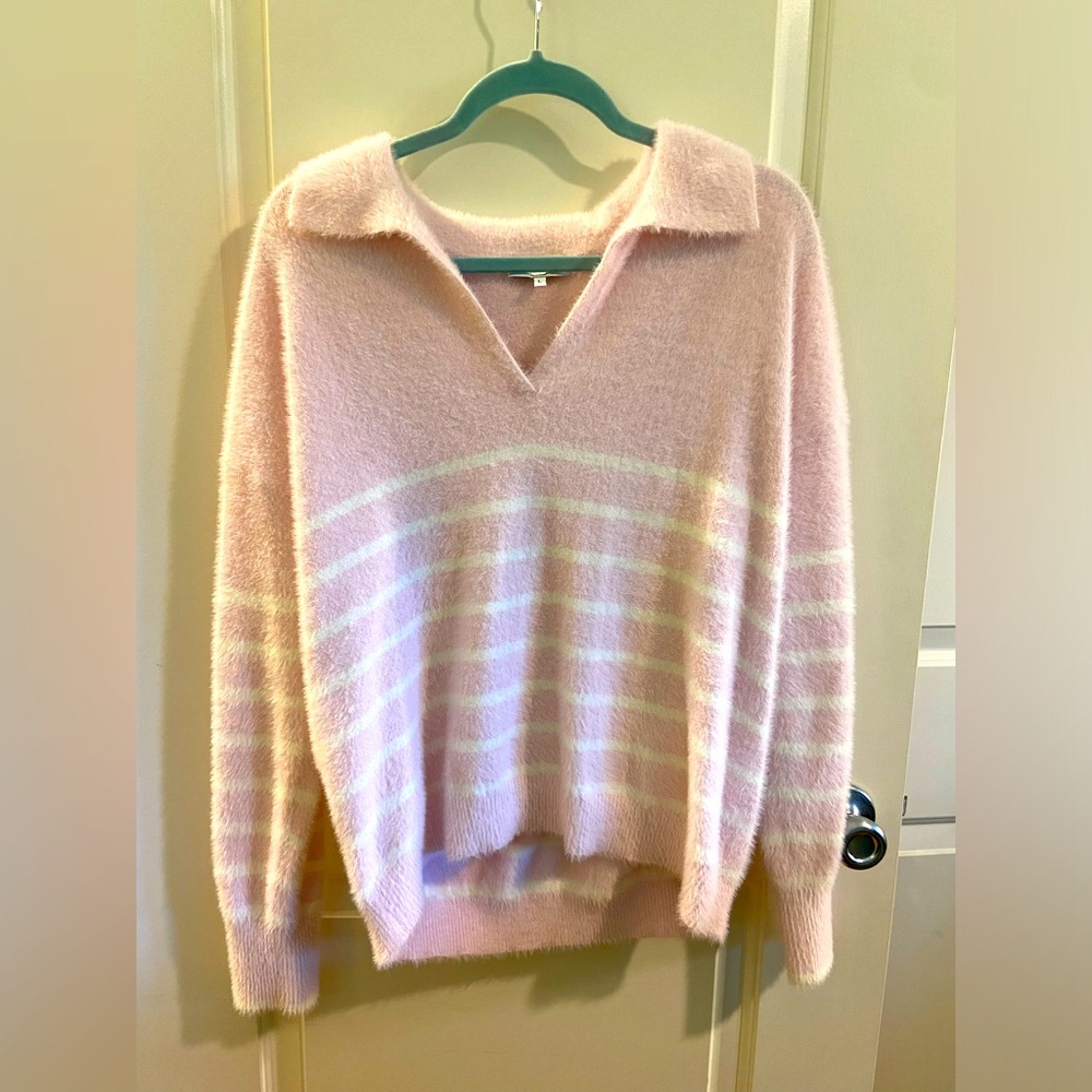 J Society Pale Pink Fuzzy V-Neck Striped Sweater, Women’s Size Large, NWOT